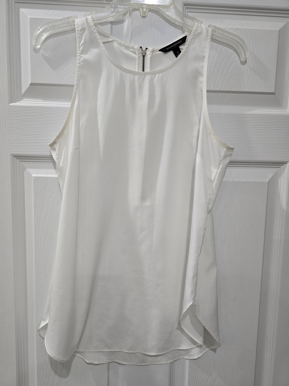 Banana Republic Sleeveless Shell Top - White Size S